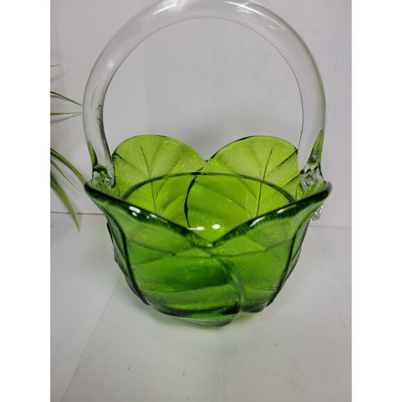 Vintage Viking Art Glass Green Cabbage Leaf Basket, MCM - Picture 2 of 5